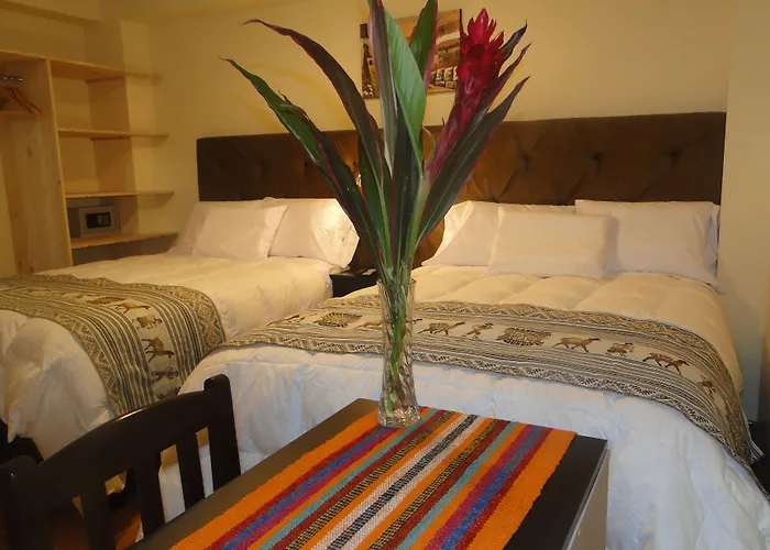 Quenas Hotel 3*