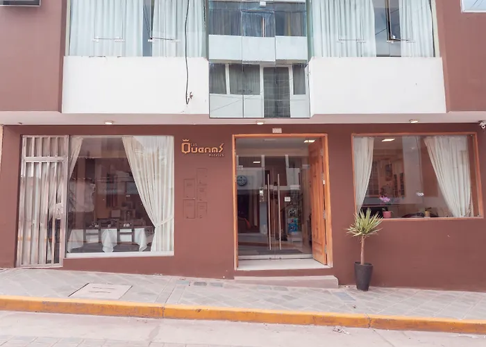 Hotel Quenas 3*