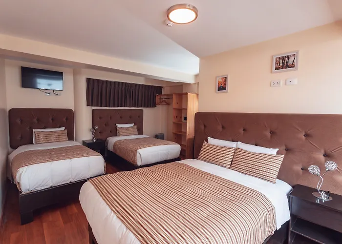 Quenas Hotel
